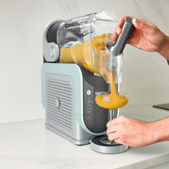 Ninja SLUSHi™ 96 oz. Machine professionnelle pour boissons glacées avec 2 gobelets à bulles isolés - FS305CCO - Boîte ouverte