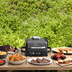 Ninja Woodfire Gril extérieur et fumoir - OG701 - Boîte ouverte